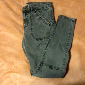 Green jeggings